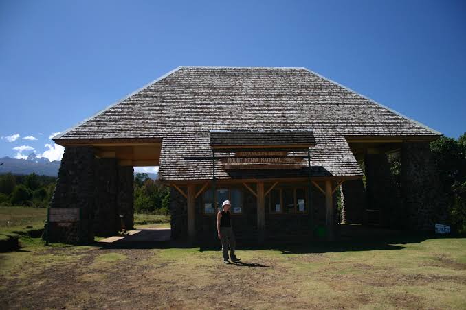 Sirimon Gate Mount Kenya